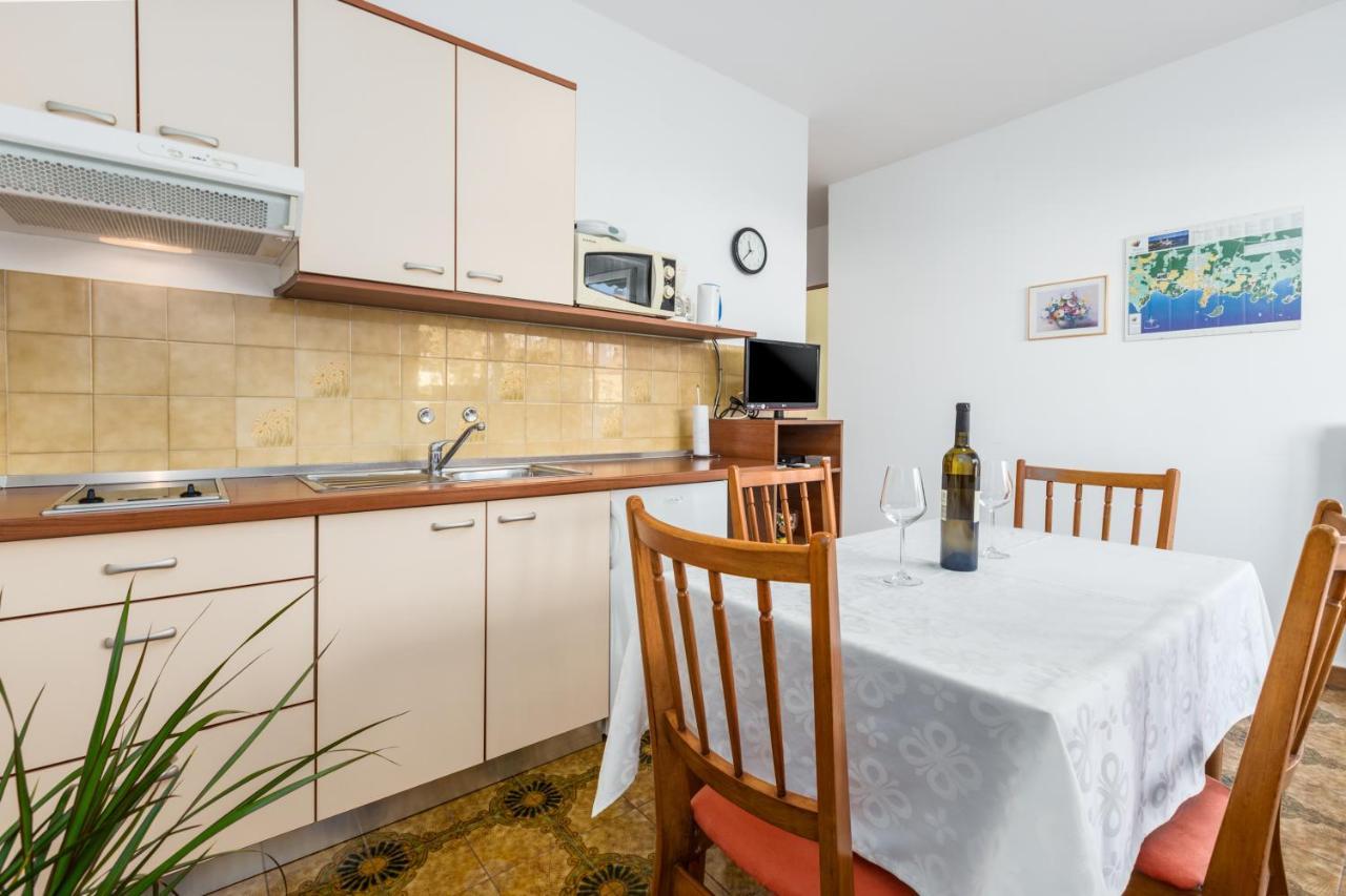 Apartments Maria Poreč Buitenkant foto