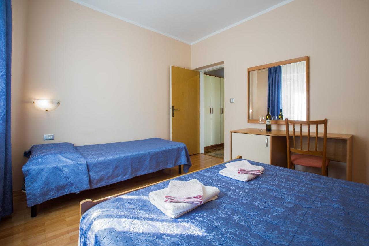 Apartments Maria Poreč Buitenkant foto