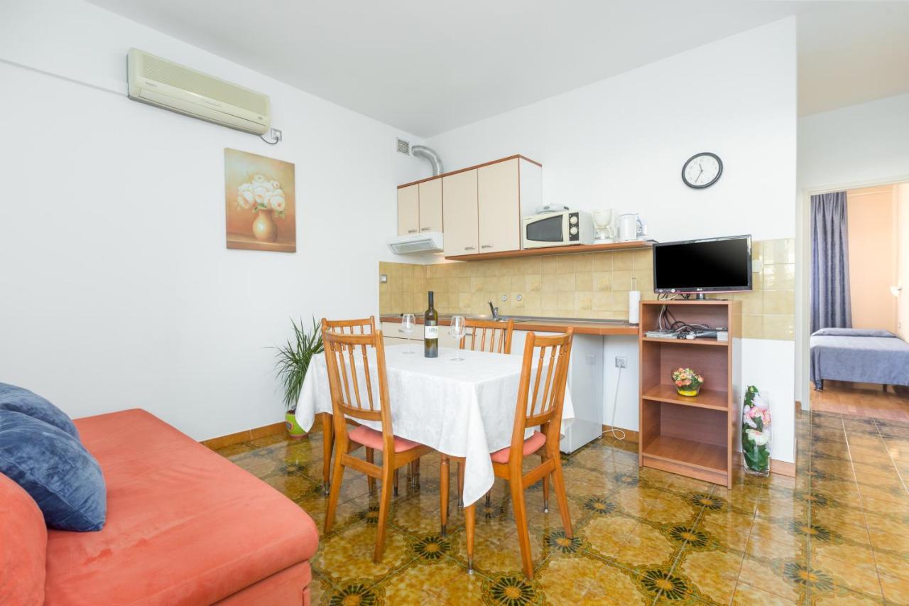 Apartments Maria Poreč Buitenkant foto