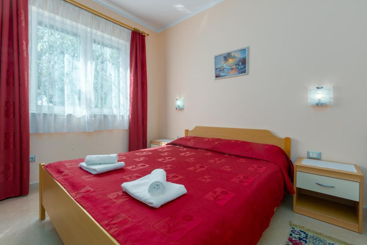 Apartments Maria Poreč Buitenkant foto
