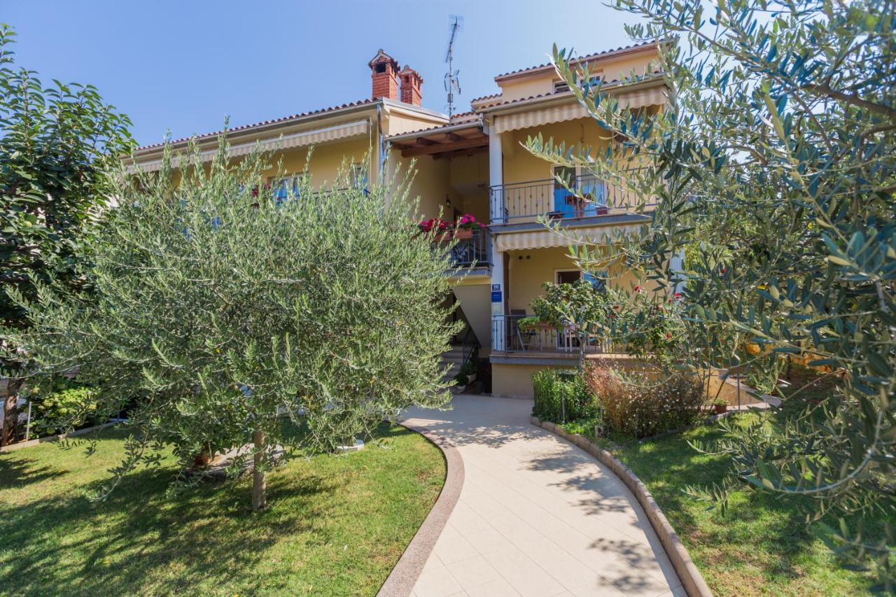 Apartments Maria Poreč Buitenkant foto