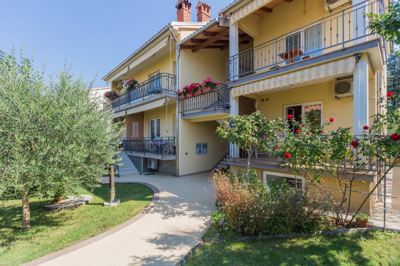 Apartments Maria Poreč Buitenkant foto