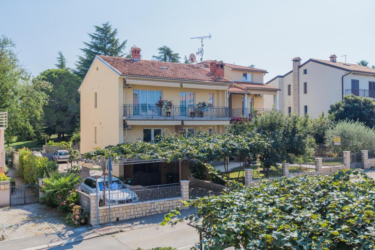 Apartments Maria Poreč Buitenkant foto