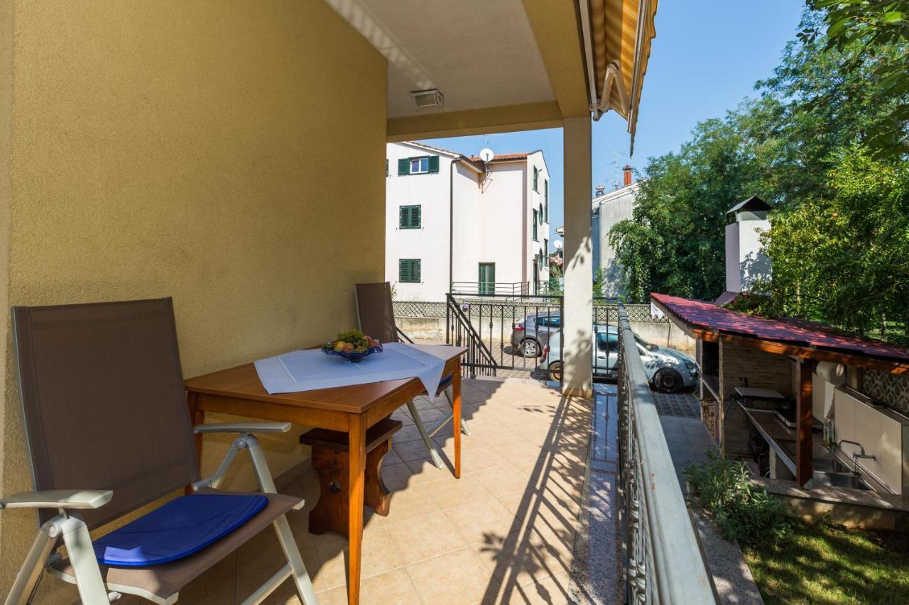 Apartments Maria Poreč Buitenkant foto