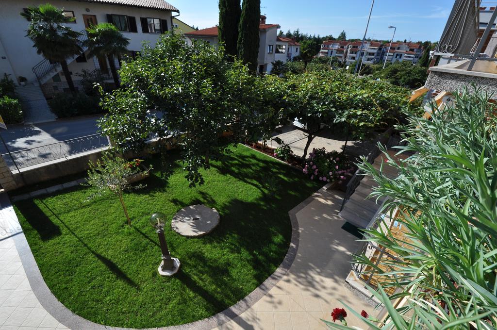 Apartments Maria Poreč Buitenkant foto